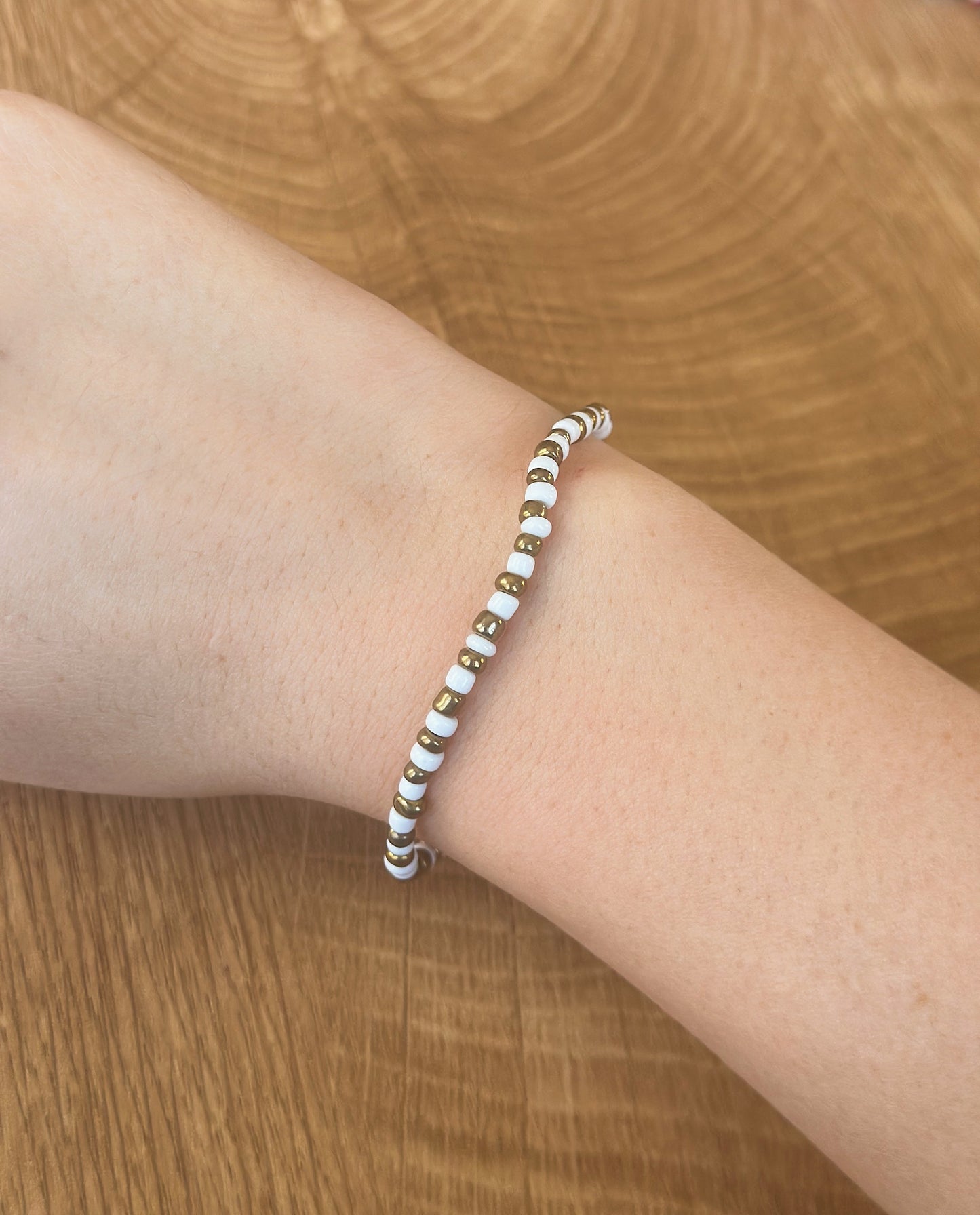 White & Gold Bead Bracelet